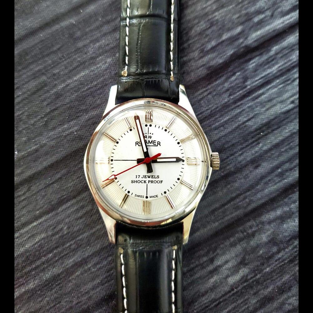 Rare Roamer Brevete Swiss Mens Mechanical‎ Watch Slv Wht Blk